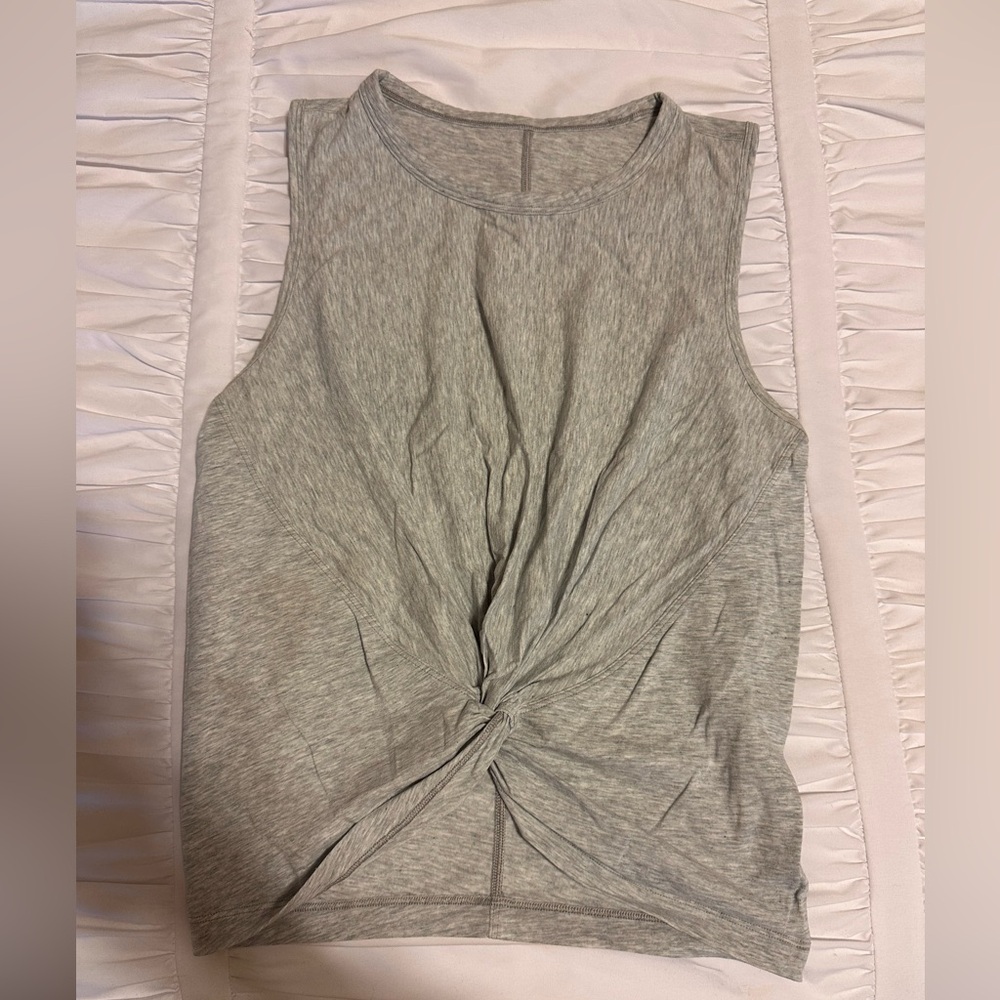Lululemon gray tank